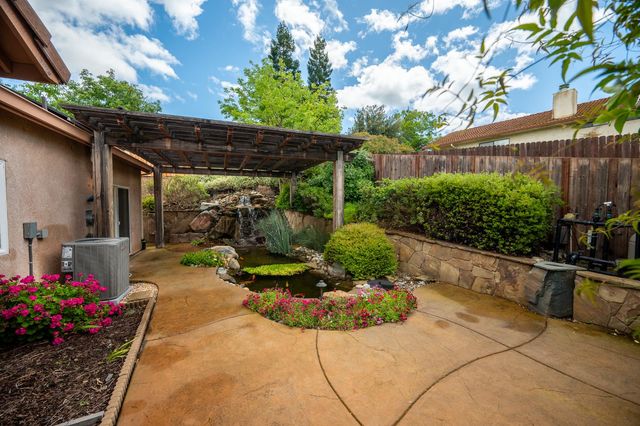 2778 Silverado Dr, Valley Springs, CA 95252