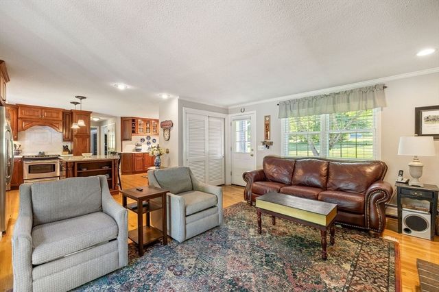 279 Main Street, Wilbraham, MA 01095
