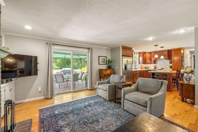 279 Main Street, Wilbraham, MA 01095