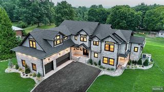 231 Mountain Avenue, North Caldwell, NJ 07006