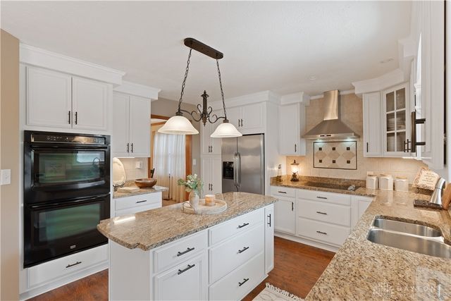 6659 Stillmead Drive, Dayton, OH 45414