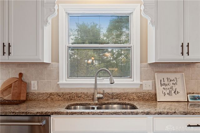 6659 Stillmead Drive, Dayton, OH 45414