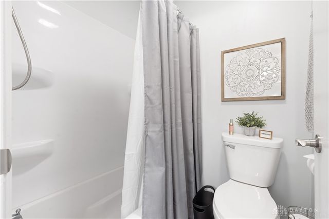 6659 Stillmead Drive, Dayton, OH 45414