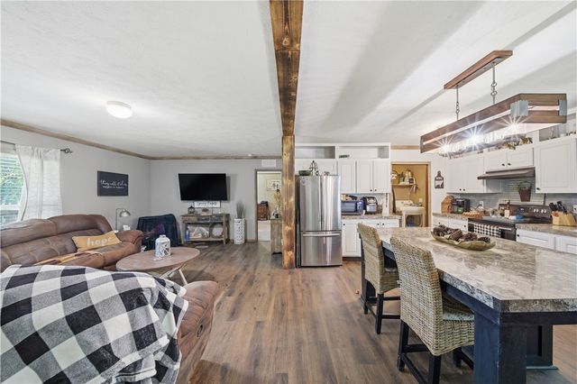 10645 Winningham Road, Gentry, AR 72734