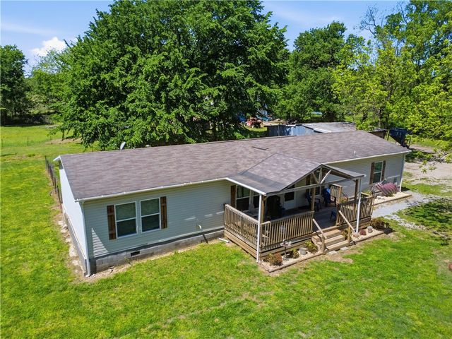 10645 Winningham Road, Gentry, AR 72734