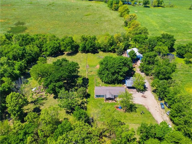 10645 Winningham Road, Gentry, AR 72734