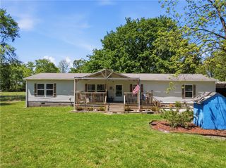 10645 Winningham Road, Gentry, AR 72734