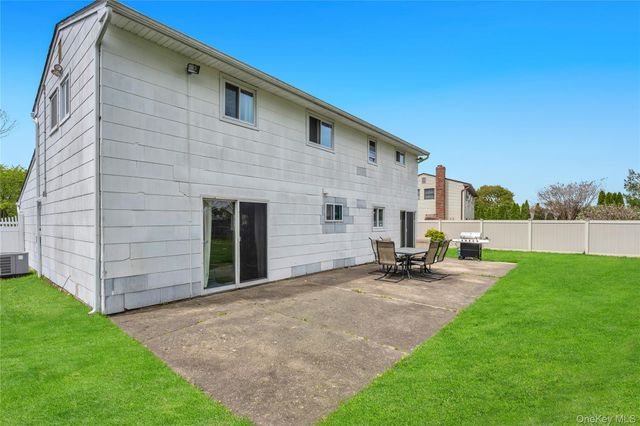 55 Starfire Drive, Centereach, NY 11720