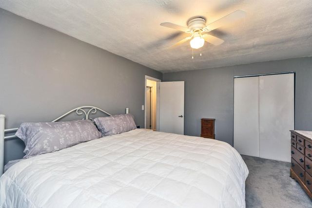 8 Middle Rd # B, Plaistow, NH 03865