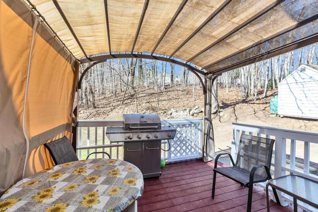 8 Middle Rd # B, Plaistow, NH 03865