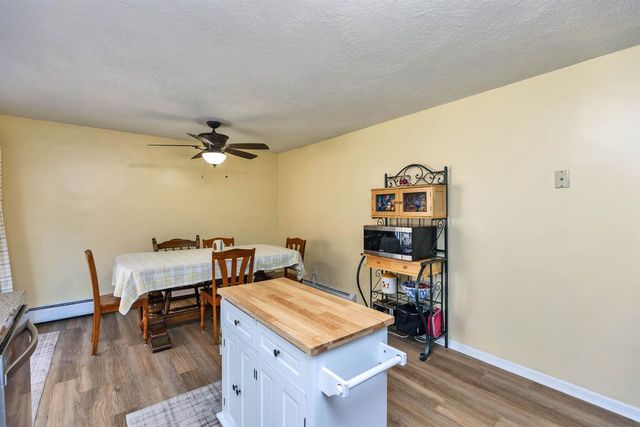 8 Middle Rd # B, Plaistow, NH 03865