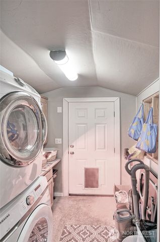 15421 Jim Creek Rd, Arlington, WA 98223