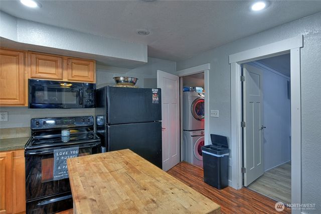 15421 Jim Creek Rd, Arlington, WA 98223