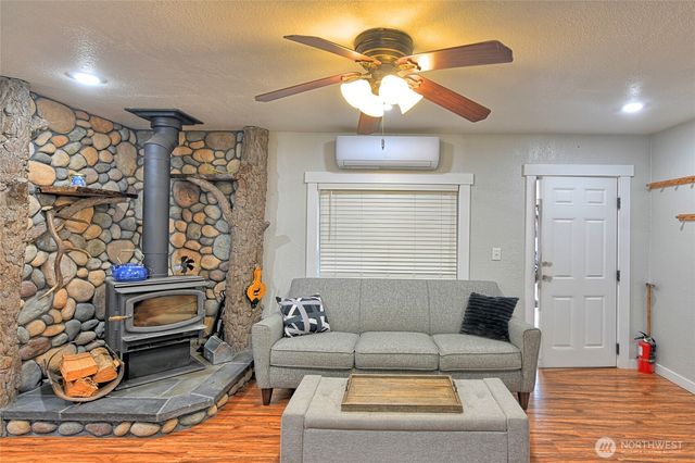 15421 Jim Creek Rd, Arlington, WA 98223