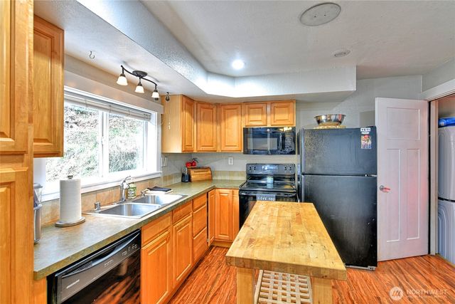 15421 Jim Creek Rd, Arlington, WA 98223