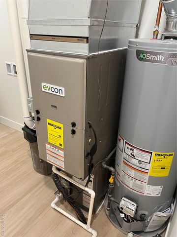 1535 E Meyers Avenue, Hazel Park, MI 48030