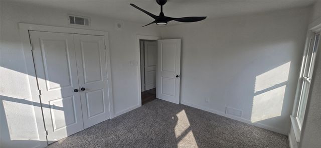 5511 Parliament Drive, Arlington, TX 76017