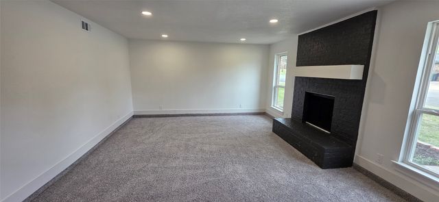 5511 Parliament Drive, Arlington, TX 76017