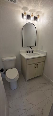 5511 Parliament Drive, Arlington, TX 76017