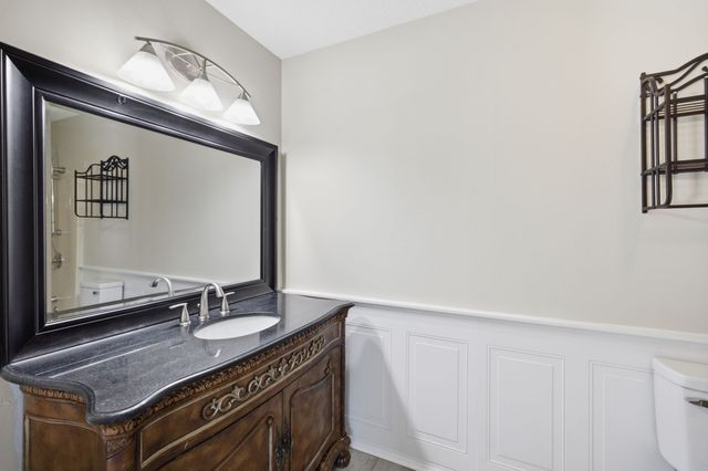 1529 Potter Dr, Columbia, TN 38401