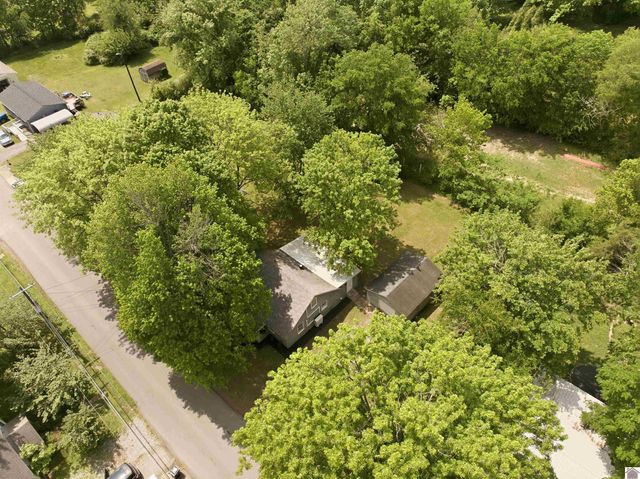 610 Broad Street, Murray, KY 42071