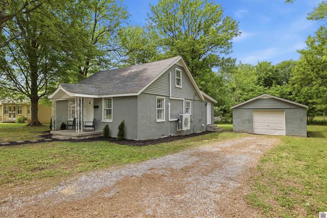 610 Broad Street, Murray, KY 42071
