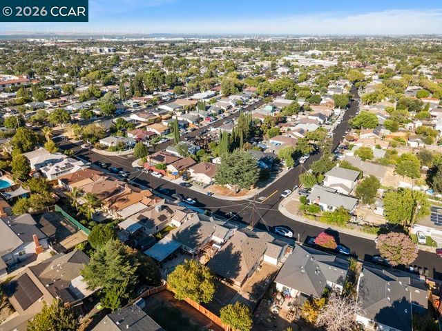162 Riverview Dr, Pittsburg, CA 94565
