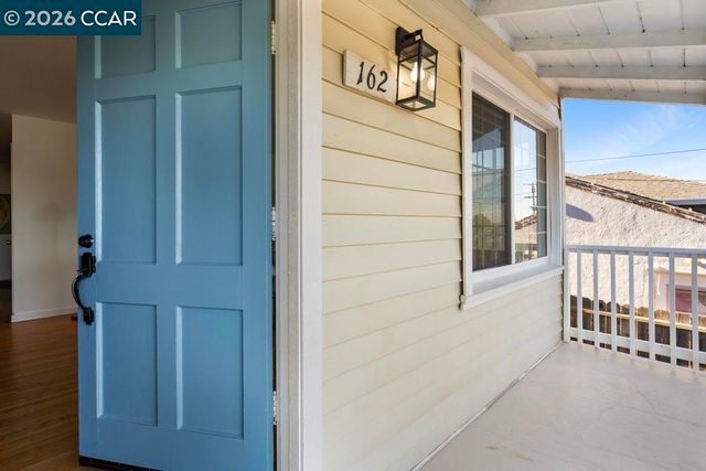 162 Riverview Dr, Pittsburg, CA 94565