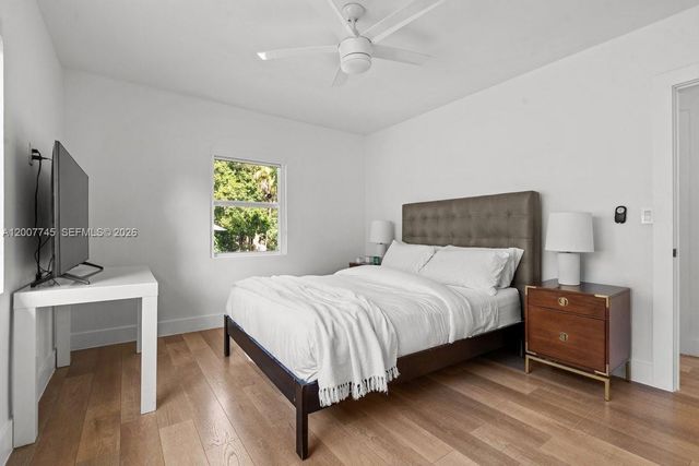 11790 NE 8th Ave, Biscayne Park, FL 33161