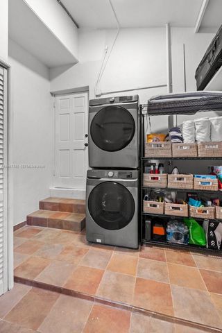 11790 NE 8th Ave, Biscayne Park, FL 33161