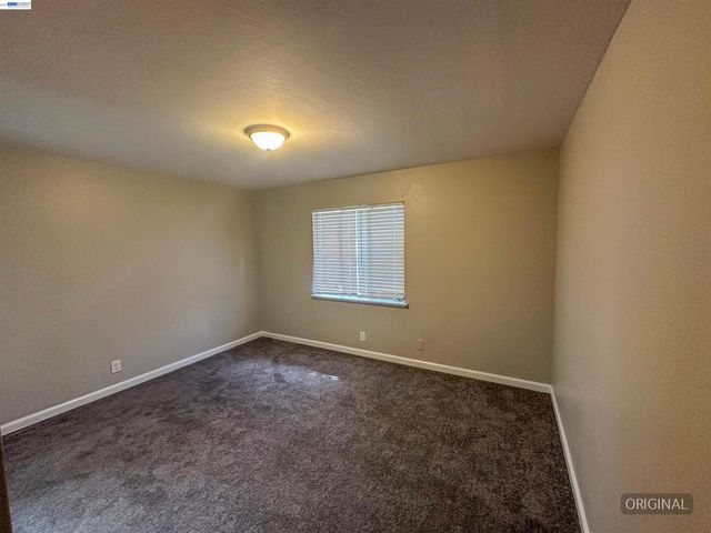 378 Acacia St, Fairfield, CA 94533