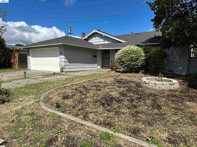 378 Acacia St, Fairfield, CA 94533