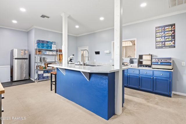 15204 L & L Rd, Kaplan, LA 70548