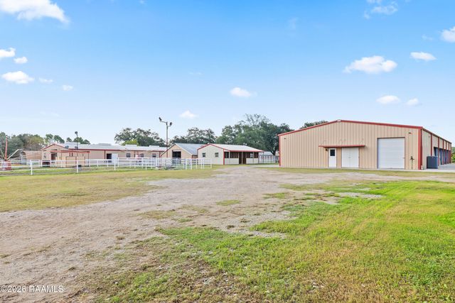 15204 L & L Rd, Kaplan, LA 70548