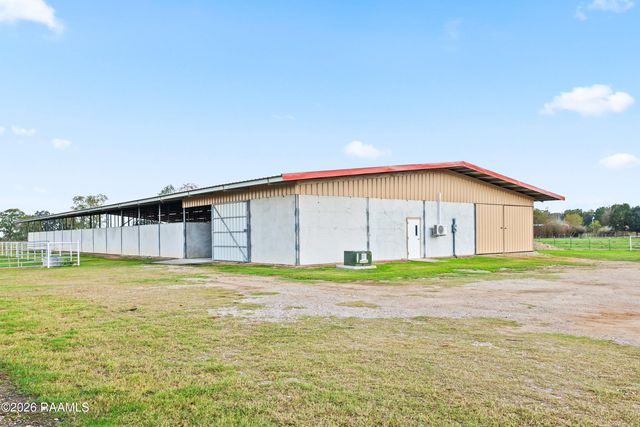 15204 L & L Rd, Kaplan, LA 70548