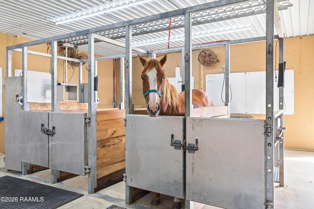 15204 L & L Rd, Kaplan, LA 70548