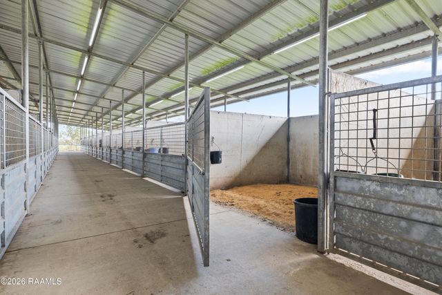 15204 L & L Rd, Kaplan, LA 70548