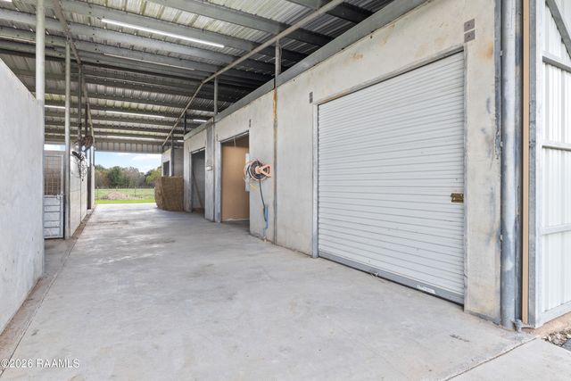 15204 L & L Rd, Kaplan, LA 70548