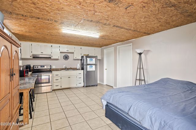 15204 L & L Rd, Kaplan, LA 70548