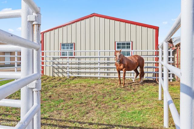 15204 L & L Rd, Kaplan, LA 70548