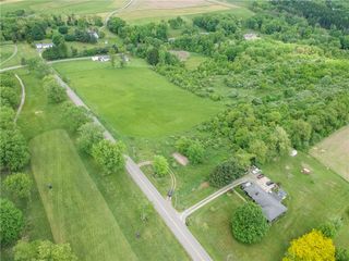 2542 Bridge St, Wayne Twp, PA 16117