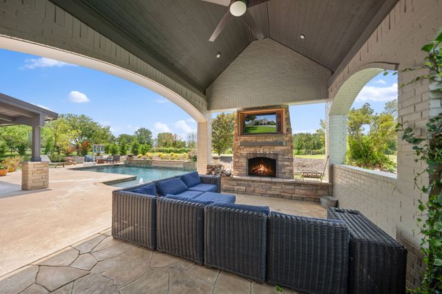1541 Winding Creek Road, Prosper, TX 75078