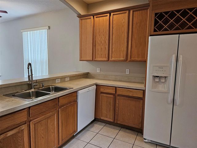 14442 HUNTCLIFF PARK WAY, Orlando, FL 32824