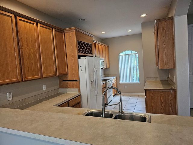 14442 HUNTCLIFF PARK WAY, Orlando, FL 32824