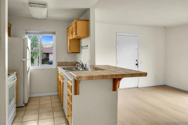 10210 Peaceful Ct, San Diego, CA 92071