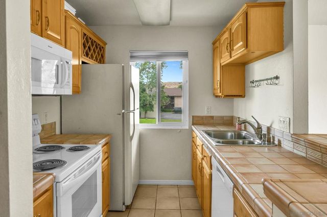 10210 Peaceful Ct, San Diego, CA 92071