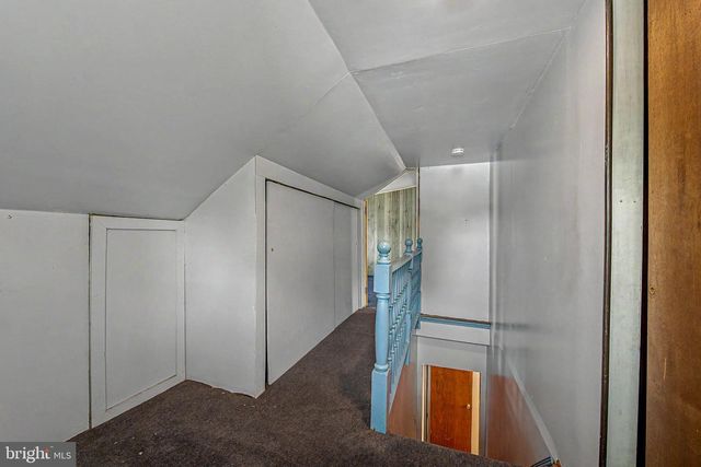 34 RIDGEWAY AVE, Oaklyn, NJ 08107