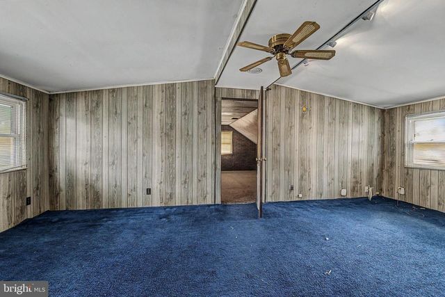 34 RIDGEWAY AVE, Oaklyn, NJ 08107