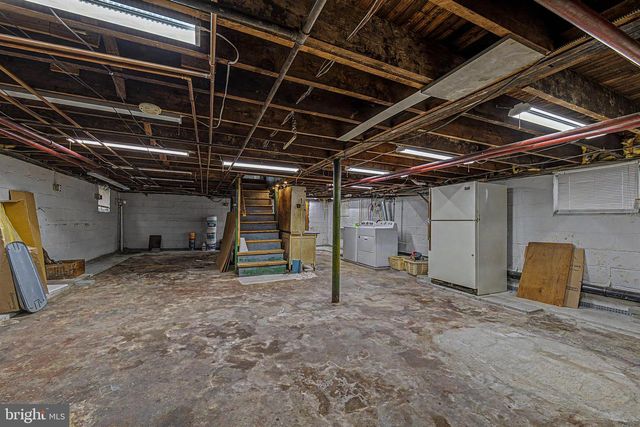 34 RIDGEWAY AVE, Oaklyn, NJ 08107