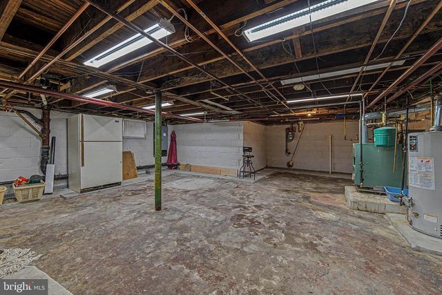34 RIDGEWAY AVE, Oaklyn, NJ 08107
